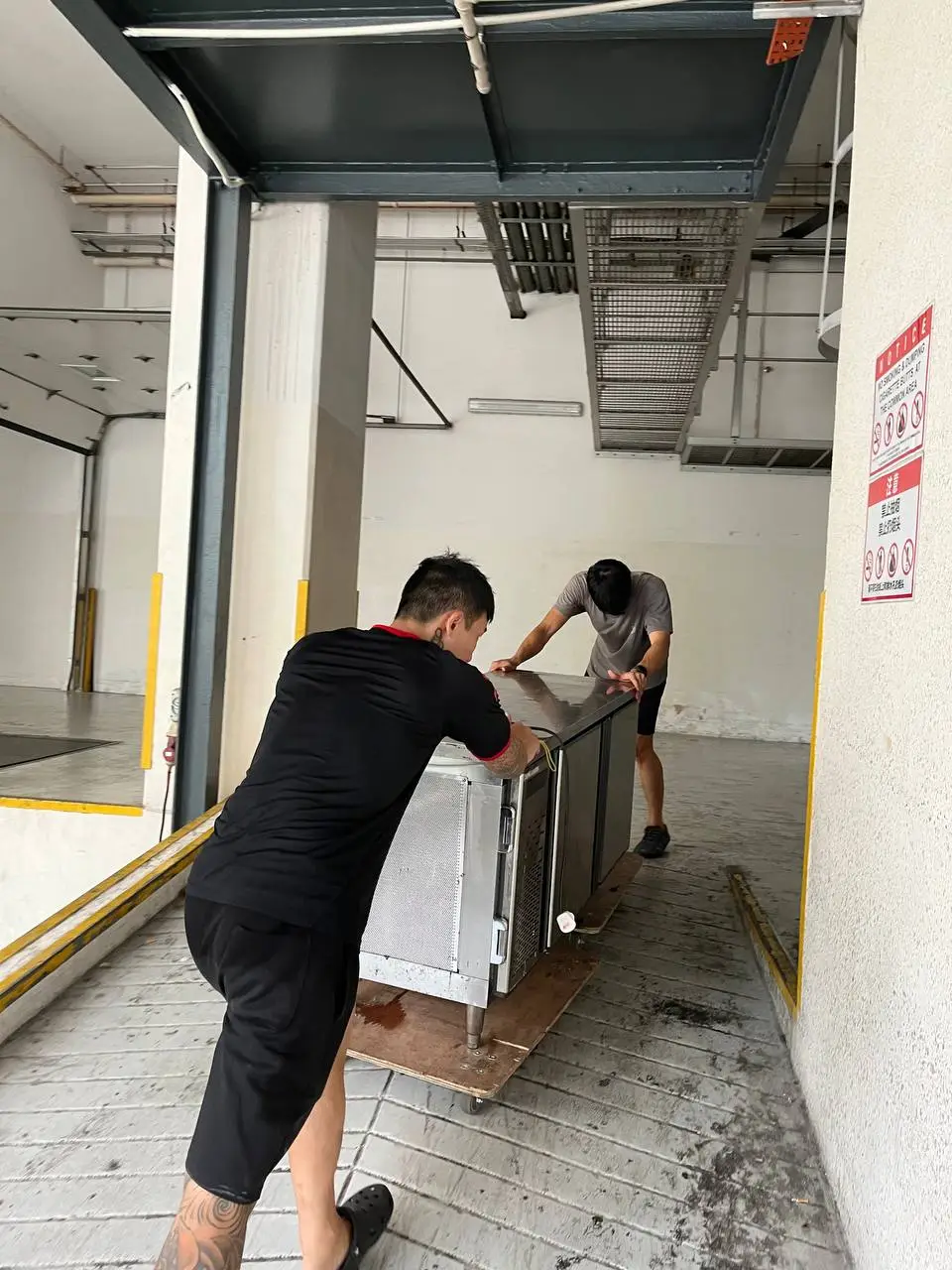 Gru Logistics Singapore best office moving and house moving service